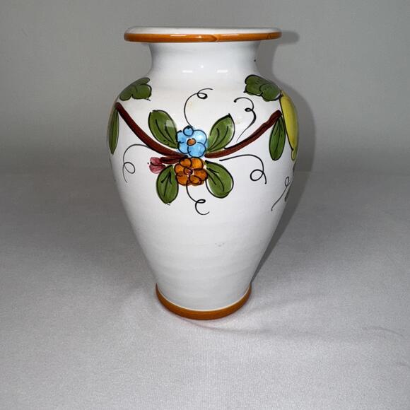 Deruta Italian Handpainted Lemon & Floral Vase - Picture 5 of 5